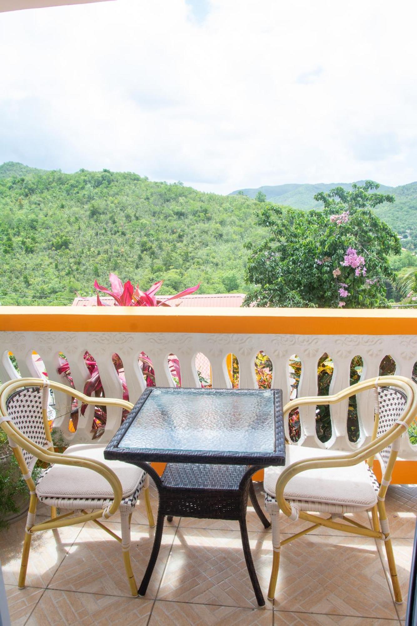 Mountain View Apartments Gros Islet Exterior foto